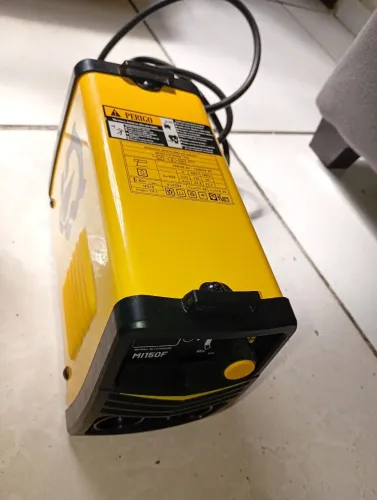 Máquina de solda BlackTool 120A/220V (não é bivolt) "leiam o anúncio todo" sem preguiça!!!
