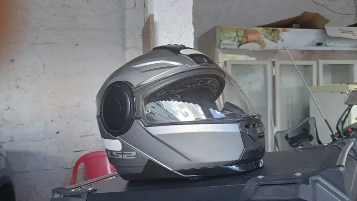 Capacete escamoteável LS2 scope ff902 tamanho 56 