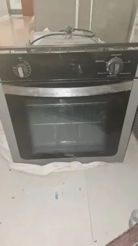 Forno de embutir a gás pouquíssimo usado