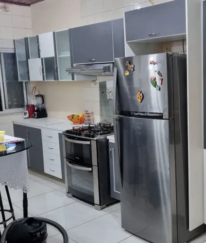 Vende- se ARMÁRIO DE COZINHA PLANEJADO COMPLETO - EXCELENTE ESTADO