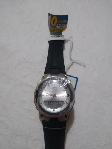 Relógio analógico e digital CASIO ILUMINATOR