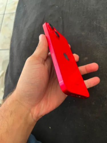 iPhone 14 red 128 gb ?