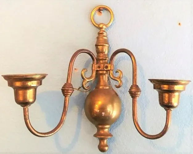 Antigo Gracioso Aplique luminária para parede em bronze dourado duas luzes *Descrição