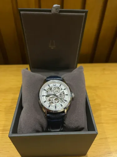 Relógio Bulova Sutton Skeleton