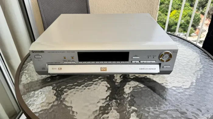 Dvd e video cassete