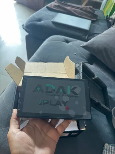 Central Multimídia Adak 7" Android 14 64GB GPS Bluetooth CarPlay QLED