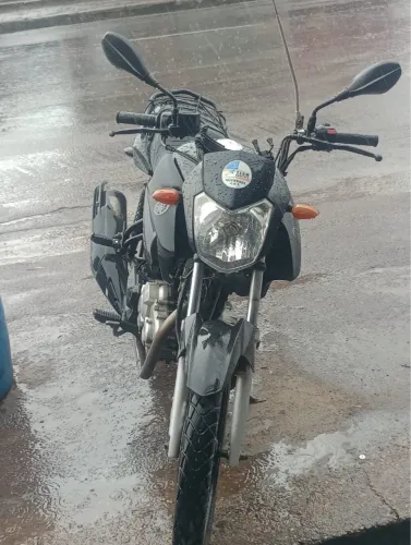 Vendo moto Factor