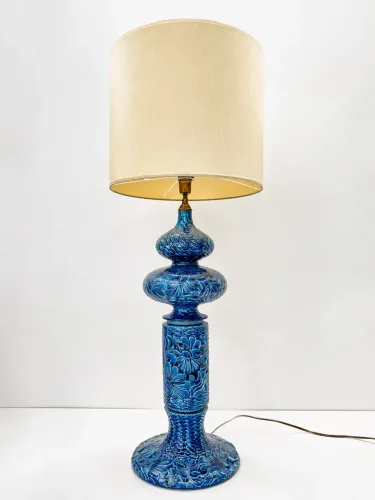 Abajur Vintage Anos 70 em Cerâmica Artística Azul Cobalto ? Peça Decorativa Escultural