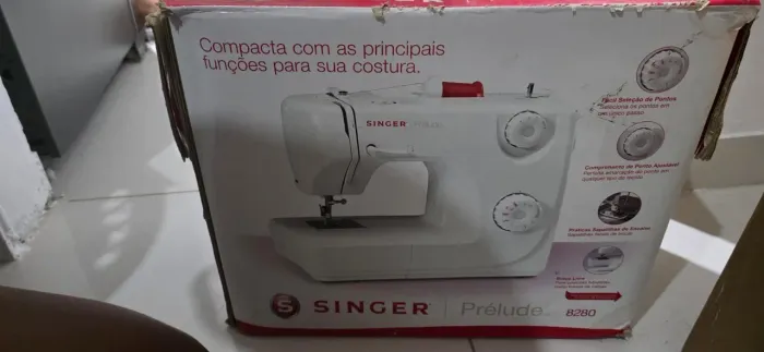 Máquina de costura Singer