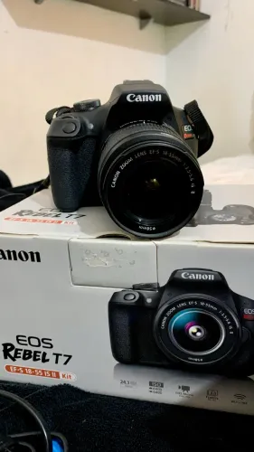 Canon EOS Rebel T7 + Lente 18-55mm | Completa | Na Caixa | Estado de Nova