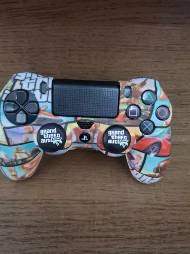 Controle Original PS4 + Capa GTA V + Grips GTA V - Faço envio OLX