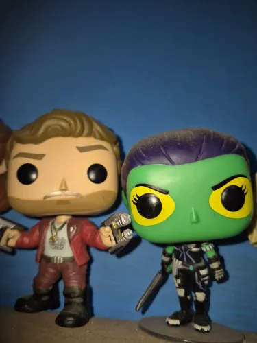 Funko Pop! Gamora e Senhor das estrelas sem caixa