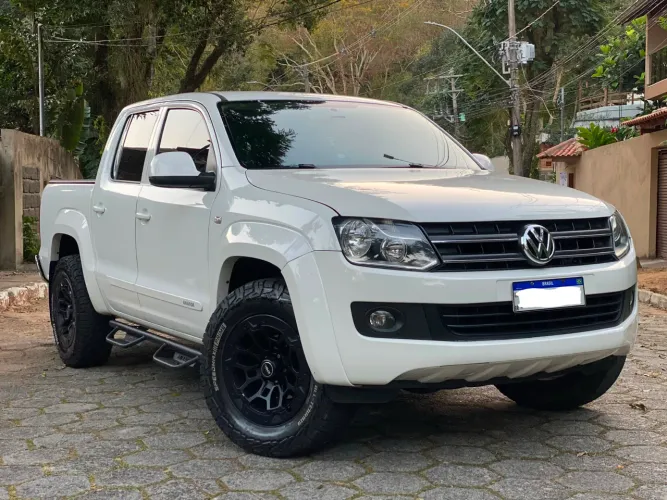 Volkswagen Amarok Trendline CD 2.0 TDI 4X4 Dies AUT 2014