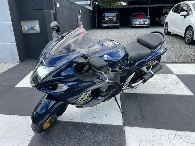 SUZUKI GSX 1300-R HAYABUSA