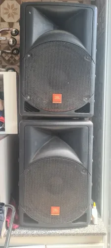 Caixas ativas jbl 1503a