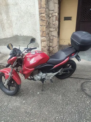 Moto de garagem 