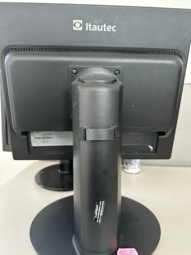 Monitor Itautec 17.5?