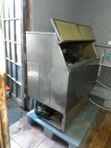 Máquina industrial de fazer gelo