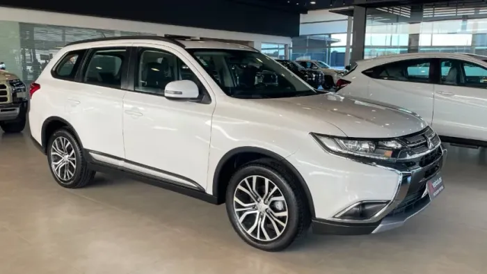 Mitsubishi Outlander 2.0 16V 160cv Aut. 2016