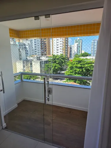 Apto 2 quartos excelente no melhor local da Pituba