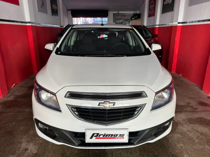 Chevrolet Onix Hatch LTZ 1.4 8V Flex Power Mec. 4P 2014