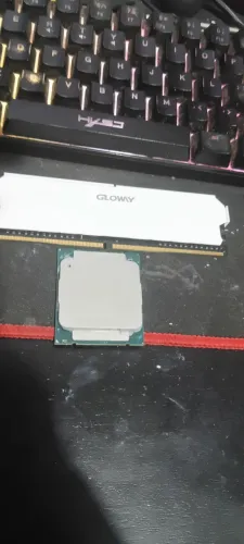 MEMÓRIA RAM 8GB DDR4 + XEON 2676 V3