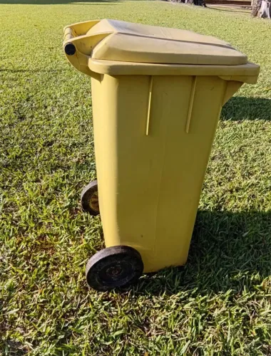 Vende-se 