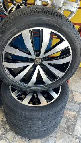 RODAS DA AMAROK ARO 22 COM PNEUS VL4200.00 TR * ZAP