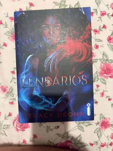 LIVRO LENDÁRIOS