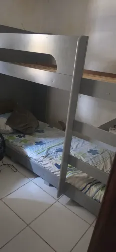 Cama beliche novinha