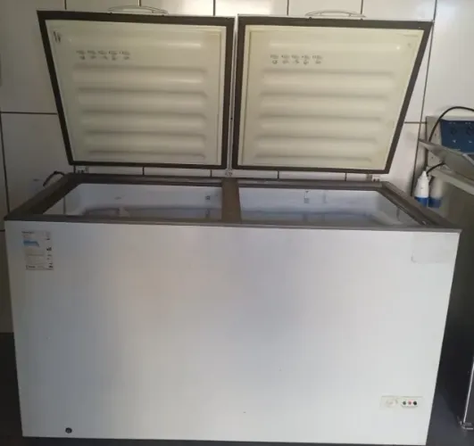 Freezer 2 portas Consul