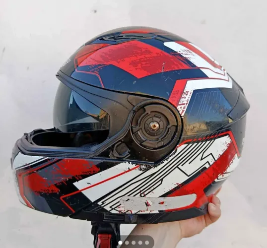 Capacete Helt