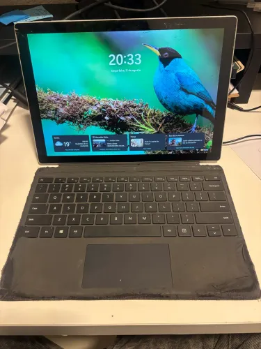 Microsoft Surface Pro 6 i5 8GB RAM 256GB SSD + Teclado