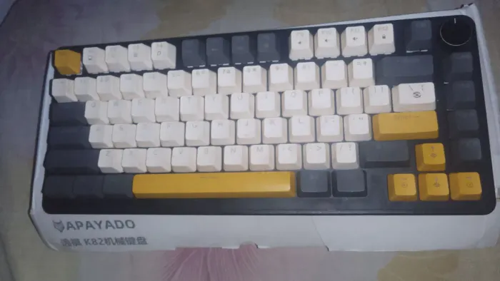Teclado mecânico apagado K82