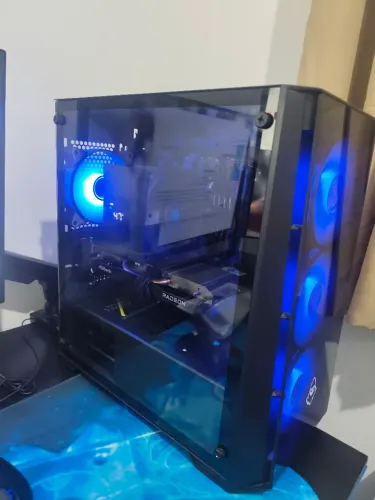PC Gamer Ryzen 7 5700x + RX 6600 + 32GB + SSD 1,24TB