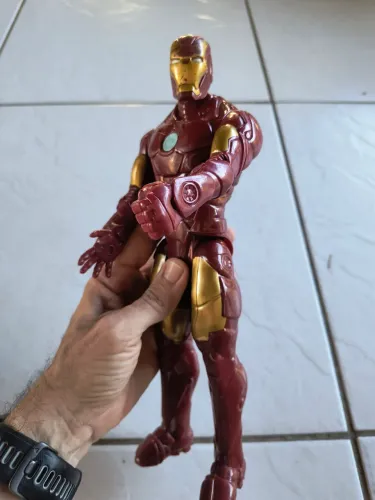 Boneco Homem de Ferro
