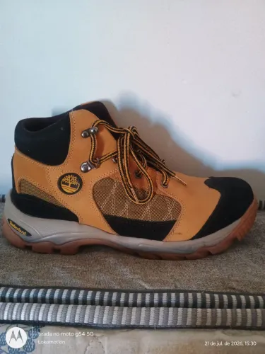 Bota de trilha 