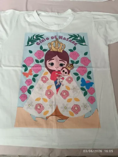 Blusinha feminina estampada tamanho P, NOVAS!