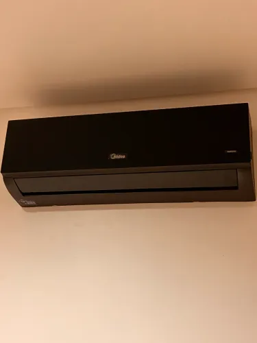 Ar condicionado split de 12 e 18 mil btus