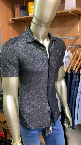 Camisa Luxuosa com brilho (Nova)
