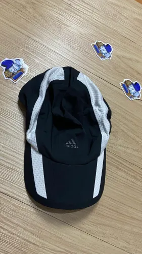 Boné adidas retrotech