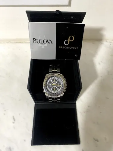 Bulova Precisionist 98b172 Cronograph 300m Original Caixa e Cert. (Usado)