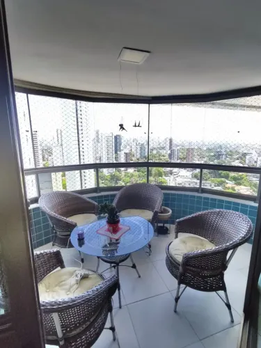 Imóvel para venda com 125 metros quadrados com 4 quartos em Casa Forte - Recife - PE