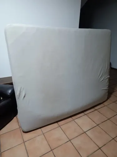 Doação colchão queen (bem usado) acompanha capa