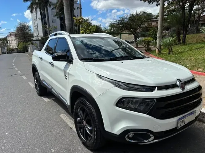 Fiat Toro Freedom 2.0 16V 4X4 TB Diesel Mec. 2018