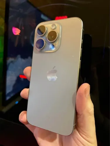 iPhone 15 PRO TITANIO