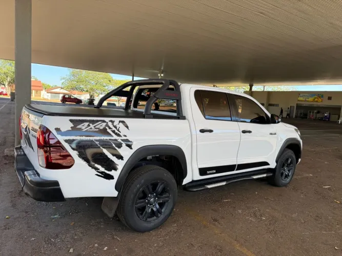 Toyota Hilux CD SR Chall. 4X4 2.8 TDI Dies Aut. 2018