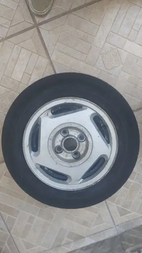 Rodas de Carro Volkswagen  Santana Gls ano 1989  