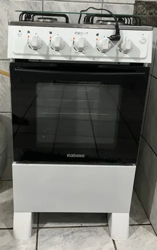 Vendo fogão da Itatiaia semi-novo