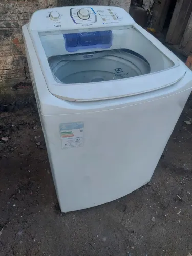 Vendo máquina de lavar Eletrolux 13 Kg